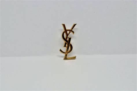 pins yves saint laurent